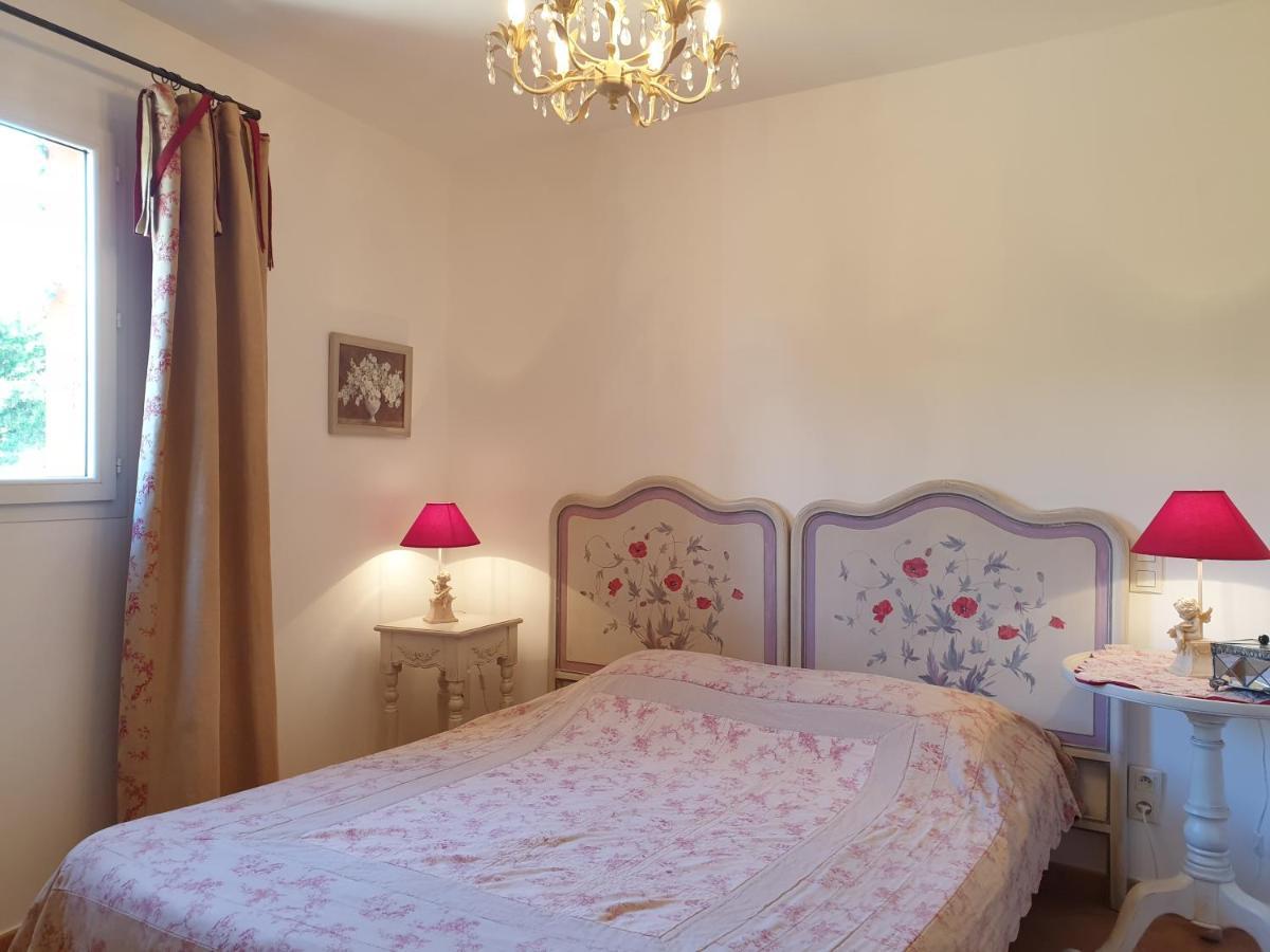 Residence A Merula Кальви Экстерьер фото