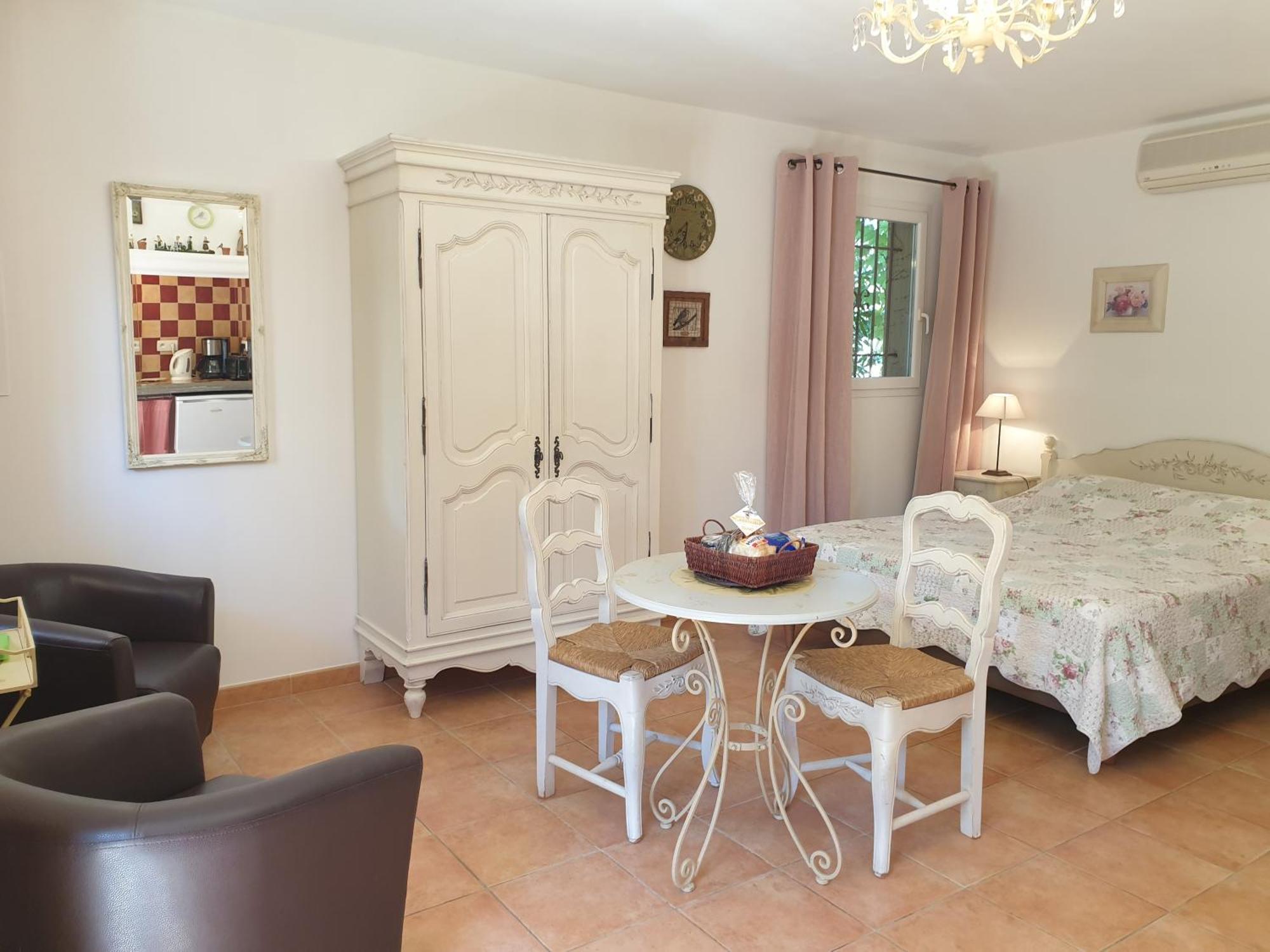 Residence A Merula Кальви Экстерьер фото
